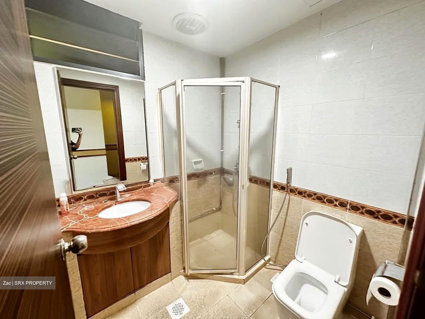 Glendale Park (D23), Condominium #556466001